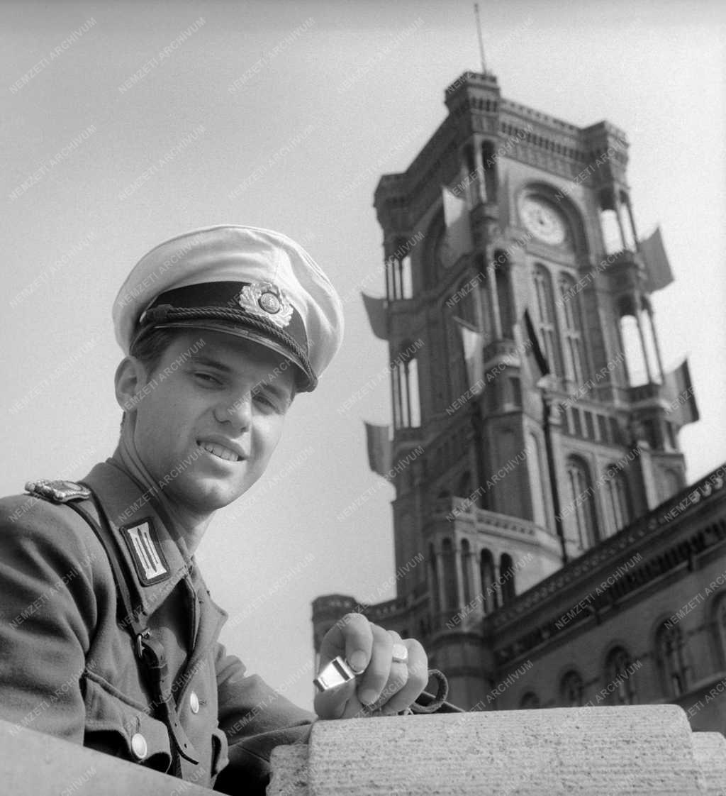 Városkép - NDK - Berlin  