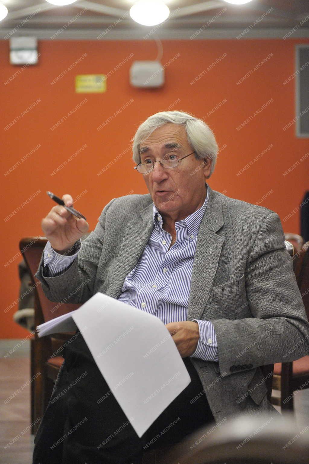 Rádió - Szilveszteri rádiókabaré felvétele - Szilágyi Tibor