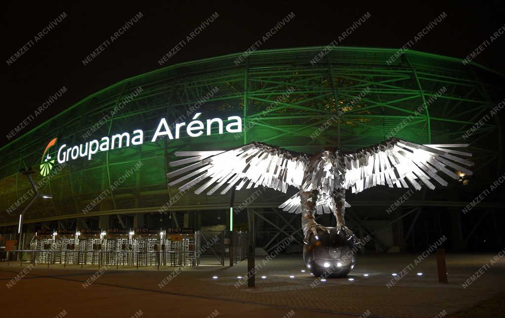 Városkép - Budapest - Groupama Aréna - Sasszobor