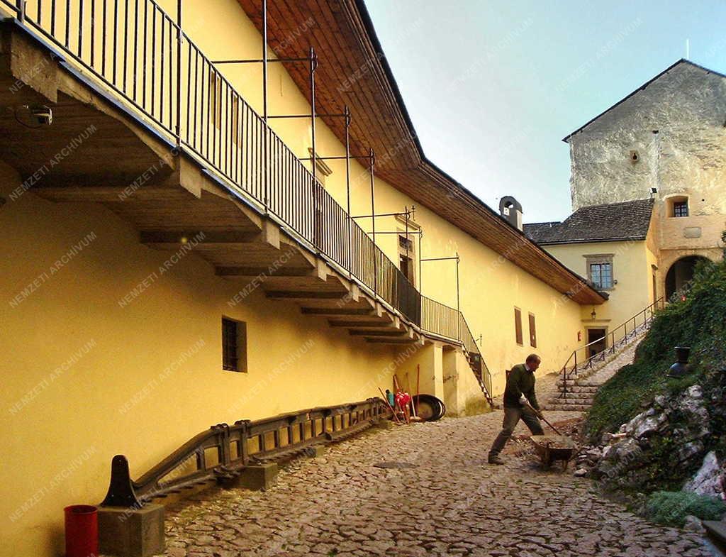 Szlovákia - Műemlék - Krasznahorka vára