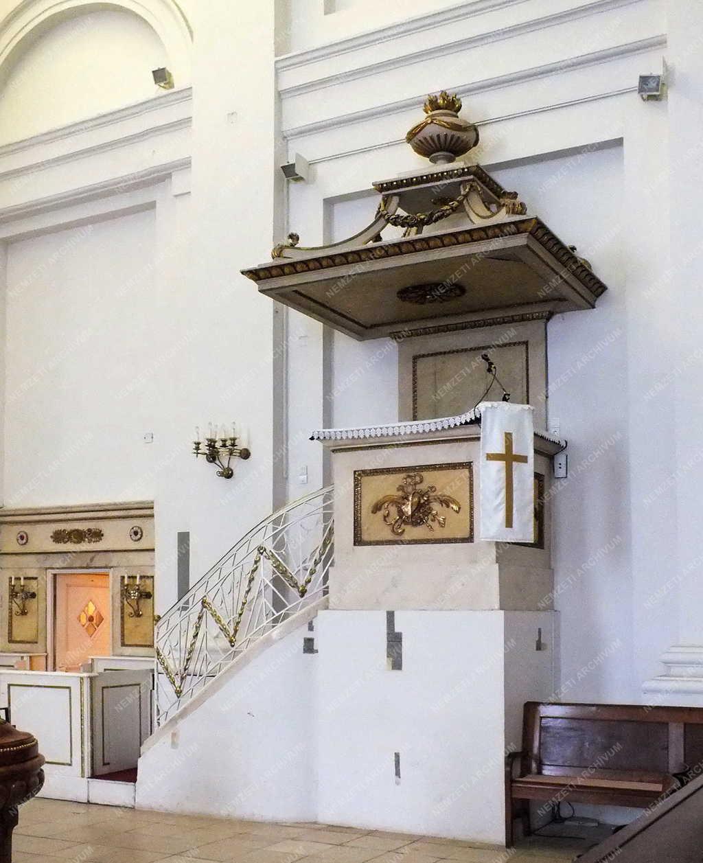 Egyházi épület - Budapest - Evangélikus templom 