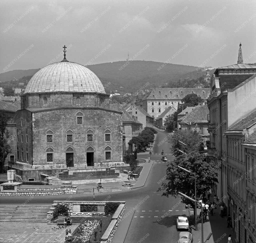 Városkép - Pécs - Széchenyi tér