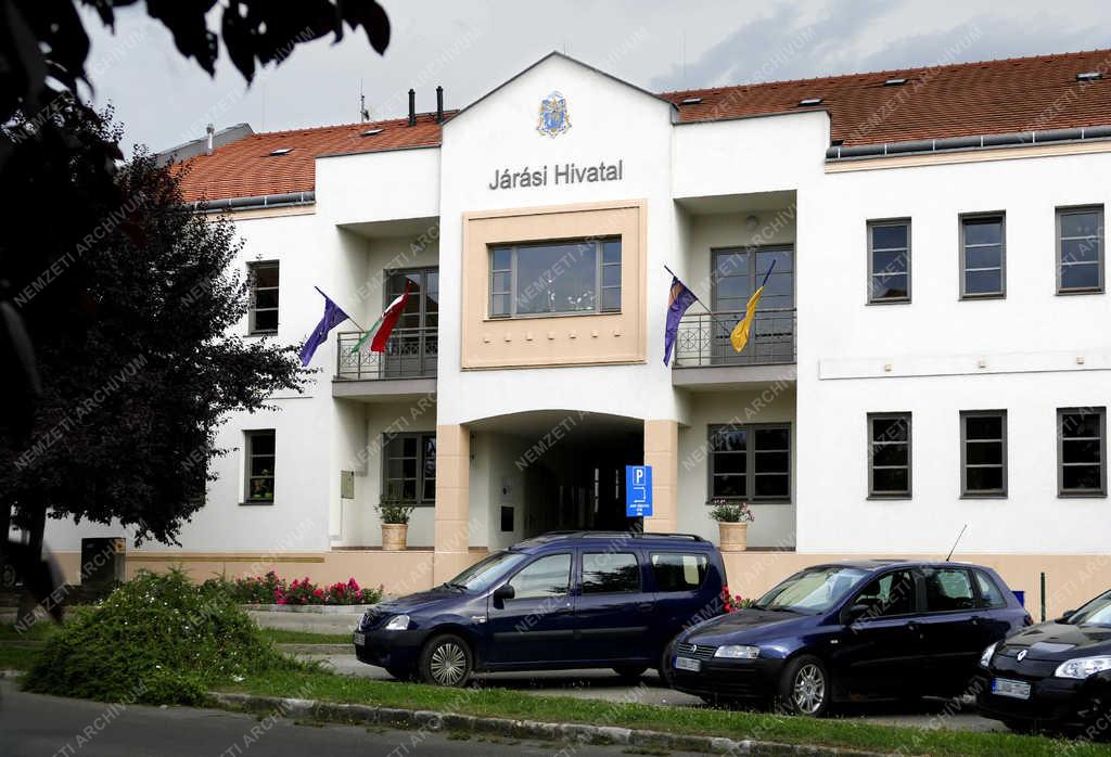  Szakigazgatás - Bicske - A Járási Hivatal épülete