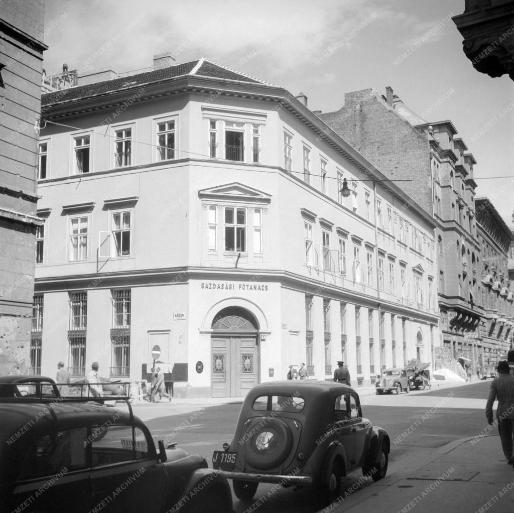 Városkép - Budapest - Gazdasági Főtanács
