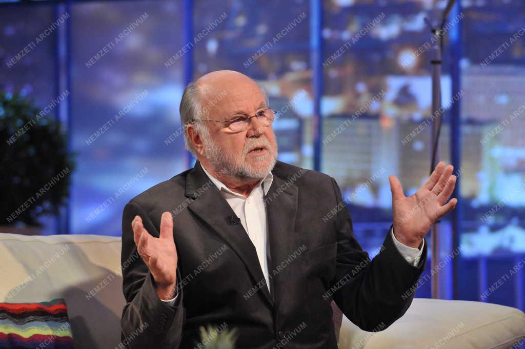 Kultúra - Televízió - DTK - D. Tóth Kriszta Show