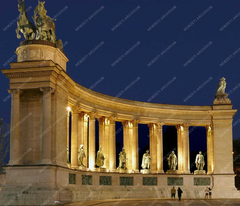 Városkép - Budapest - A Millenniumi emlékmű a Hősök terén