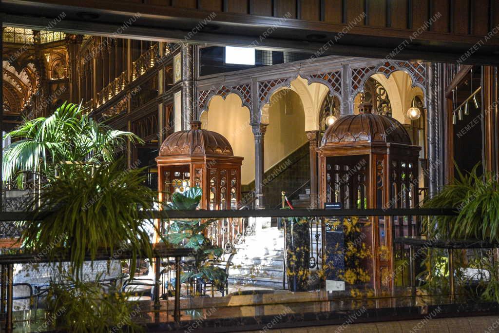 Városkép - Idegenforgalom - Párisi Udvar Hotel és Passage Budapest 