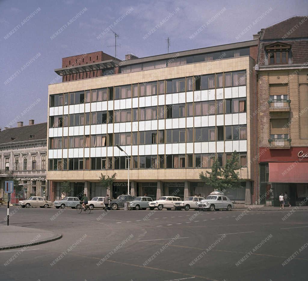 Városkép - Nagykanizsa - Szabadság tér