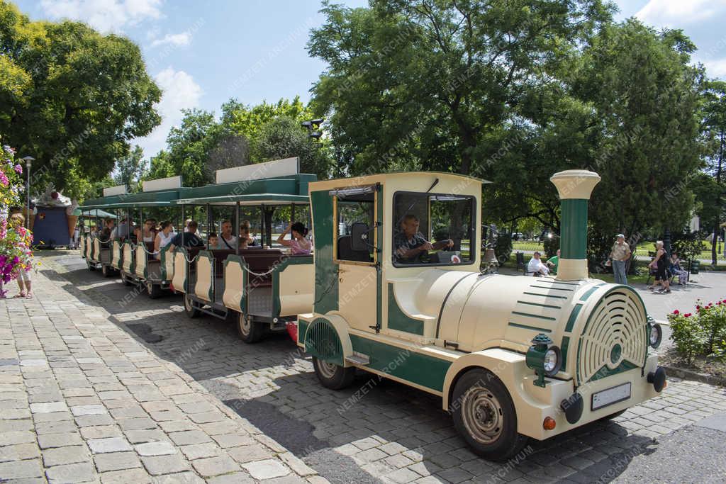 Életkép - Budapest - Szent László napok Kőbányán