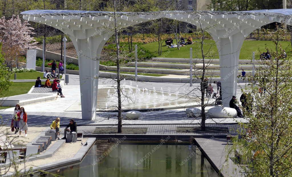 Városkép - Budapest - Millenáris Széllkapu Park