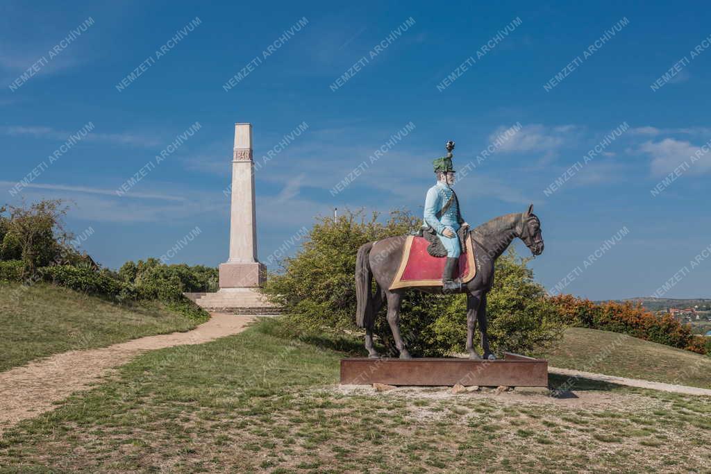 Nemzeti Emlékhely - Pákozd - Emlékmű