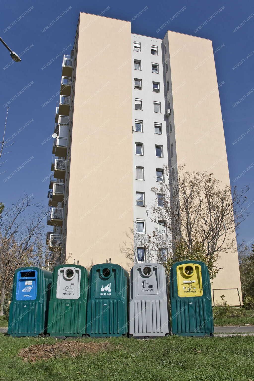 Környezetvédelem - Budapest - Hulladékgyűjtő konténerek