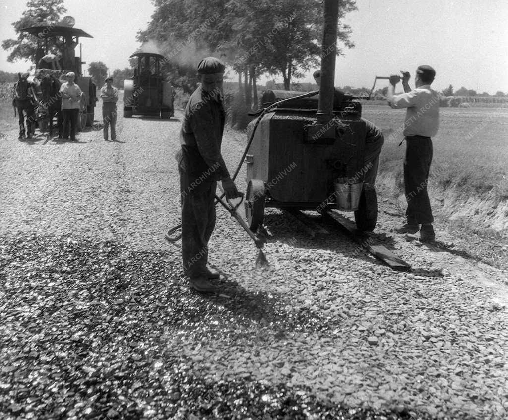 A szerző válogatása - Útépítés Győr-Pápa-Városlőd között