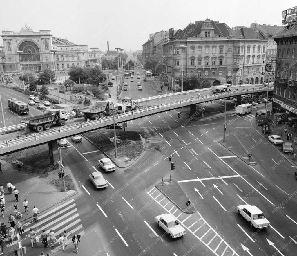 Építkezés - A Baross-téri felüljáró felújítása