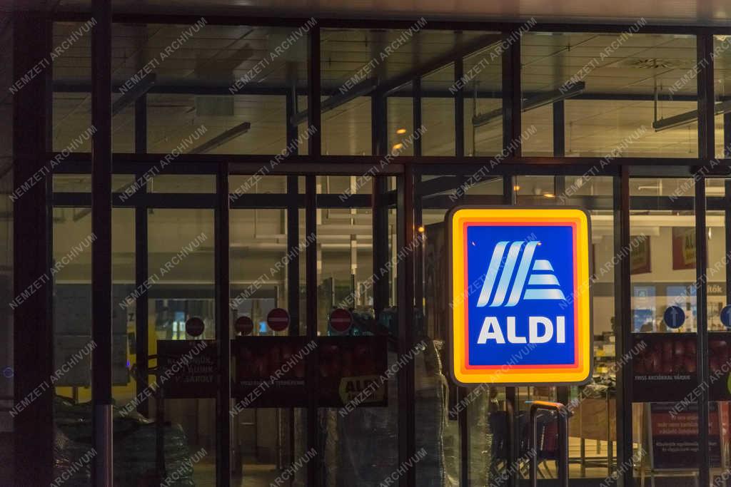 Élelmiszerkereskedelem - Szigetszentmiklós - ALDI