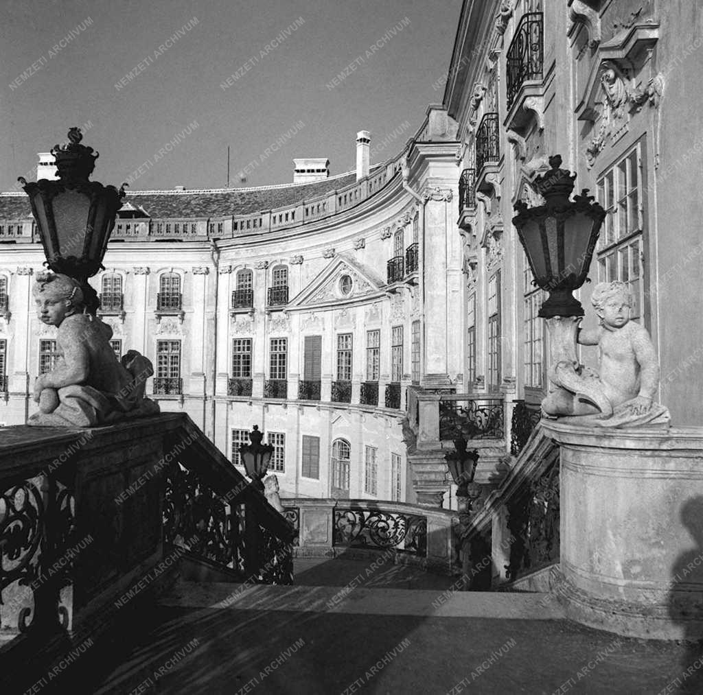 Eszterházy kastély részlete