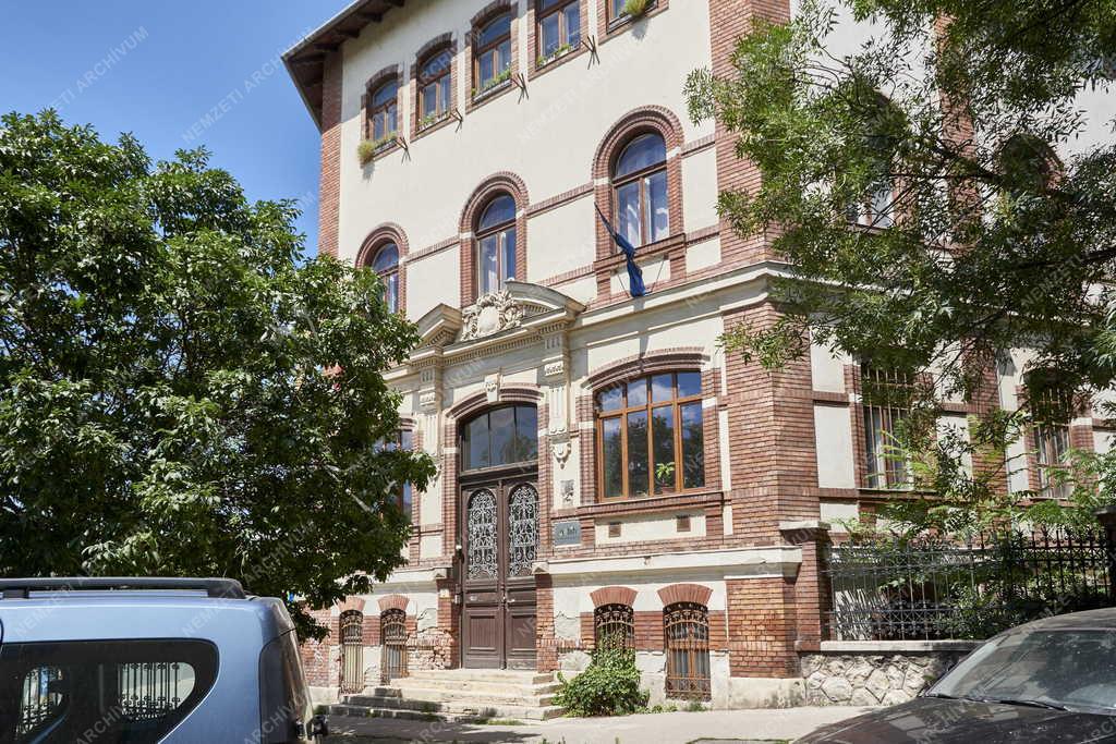 Közigazgatás - Nemzeti Élelmiszerlánc-biztonsági Hivatal