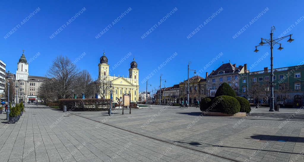 Járvány - Debrecen - Kiürült a belváros