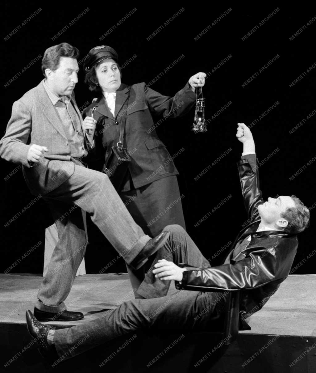 Kultúra - Szegedi Nemzeti Színház - Viktor Rozov: Úton