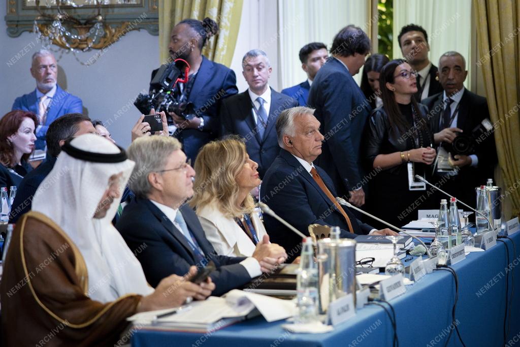 Orbán Viktor az Európai Ház - Ambrosetti fórumon