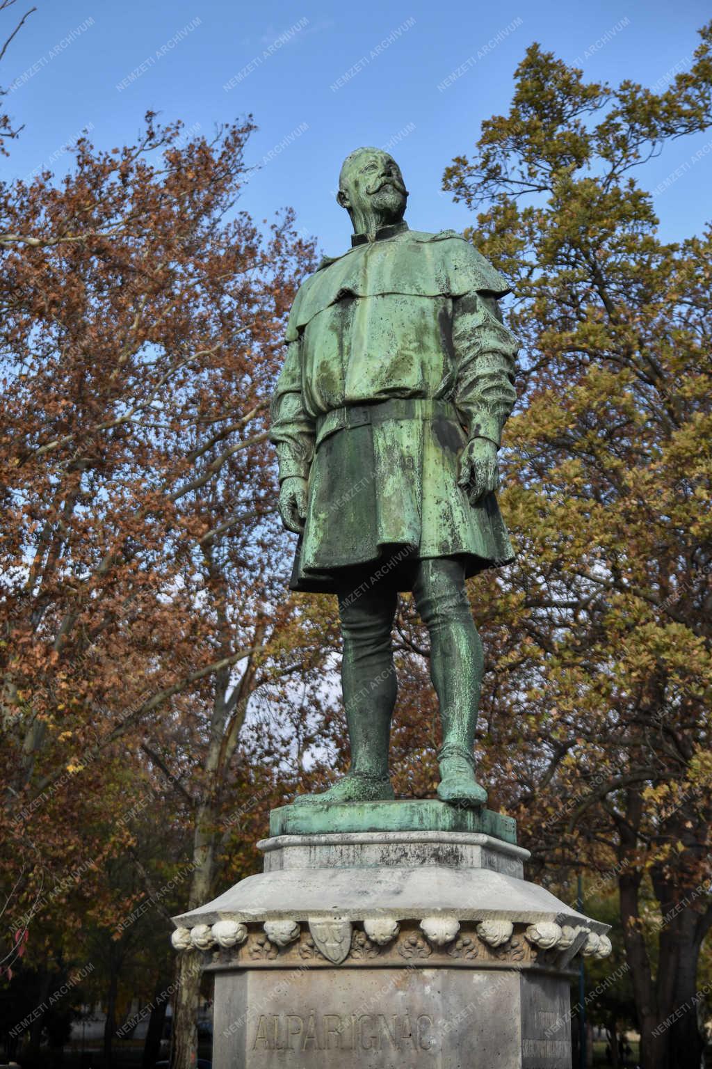Köztéri szobor - Budapest - Alpár Ignác 