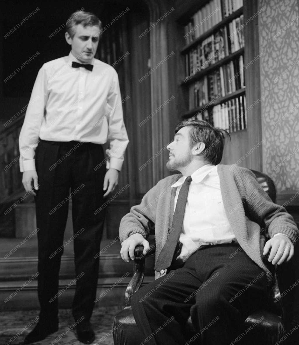 Színház - Edward Albee: Nem félünk a farkastól