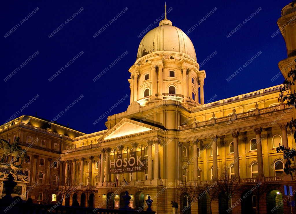 Táj, város - Budapest - Budavári Palota