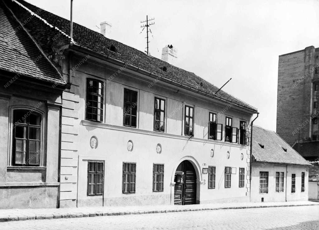 Városkép - Budapest - Batthyány utca a Vizivárosban
