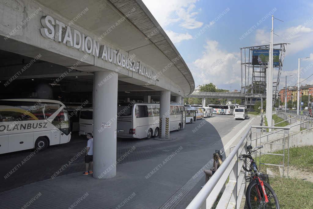 Városkép - Budapest - Stadion autóbusz-pályaudvar