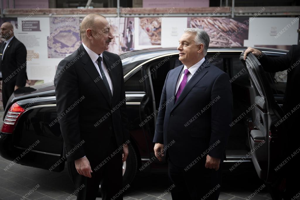 Orbán Viktor fogadta az azeri államfőt