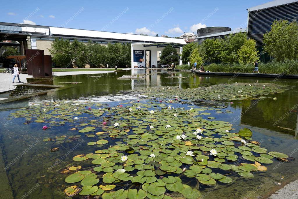 Városkép - Kultúra - Millenáris Park