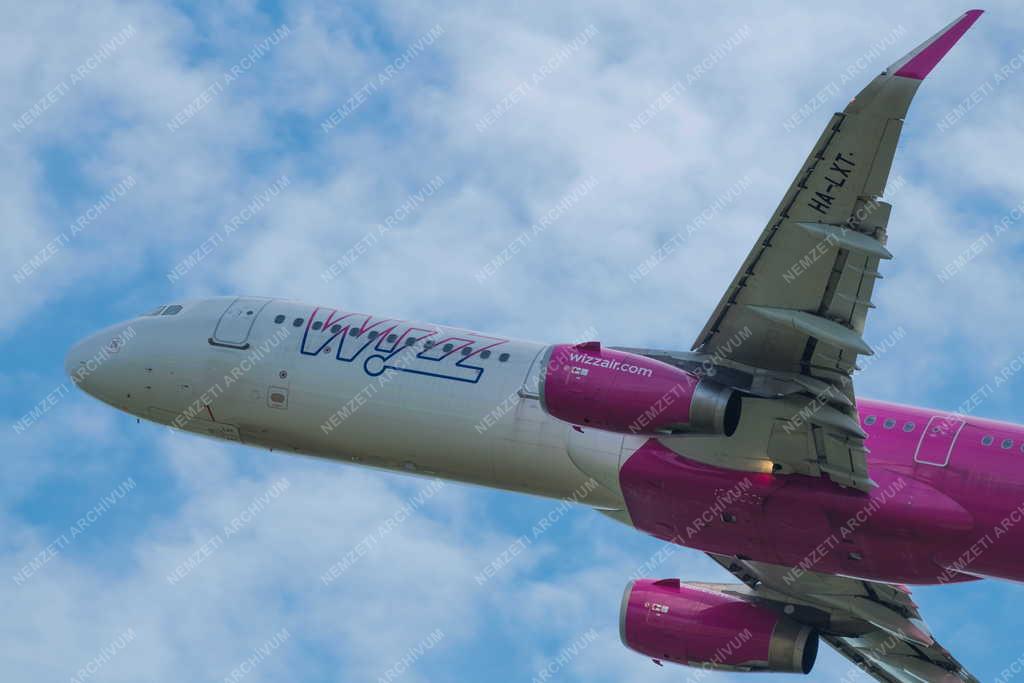 Légi közlekedés - Budapest - Liszt Ferenc Nemzetközi Repülőtér