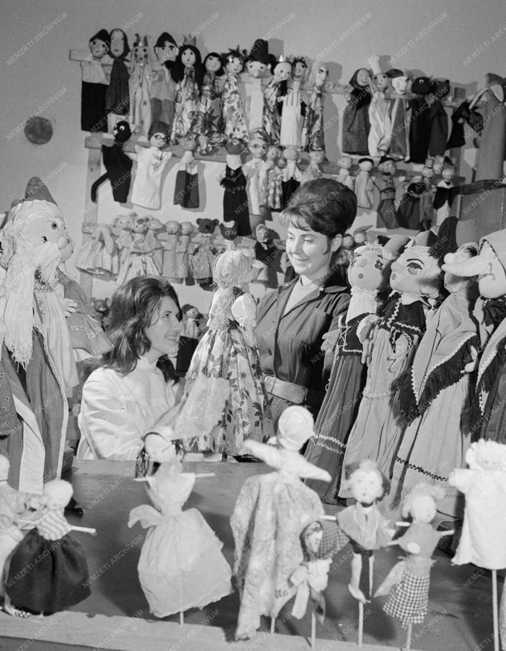 Oktatás - A kecskeméti Felsőfokú Óvónőképző Intézet