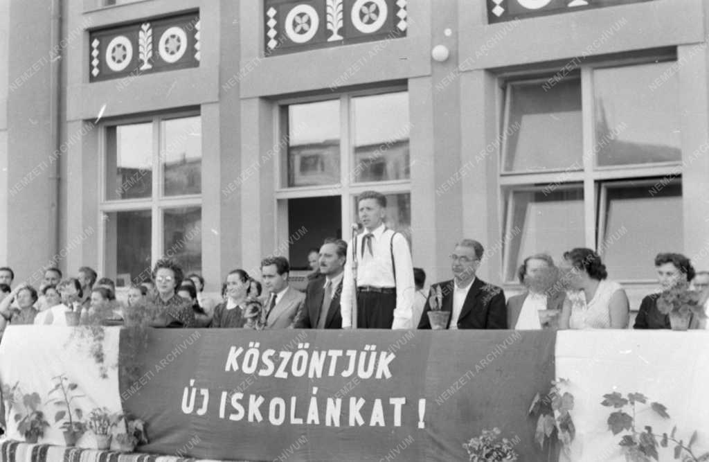 Oktatás - Gubacsi úti iskola évnyitója
