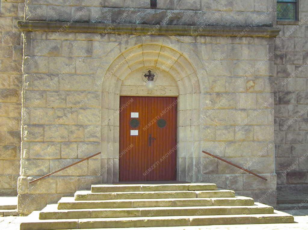 Egyházi épület - Dunabogdány - Római katolikus templom