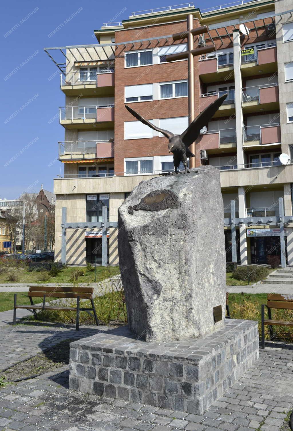 Emlékmű - Budapest - Trianoni emlékmű