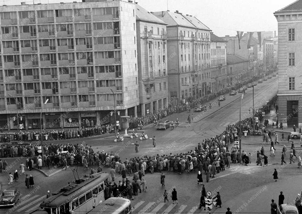 Külkapcsolat - Lengyel párt- és kormányküldöttség Budapesten