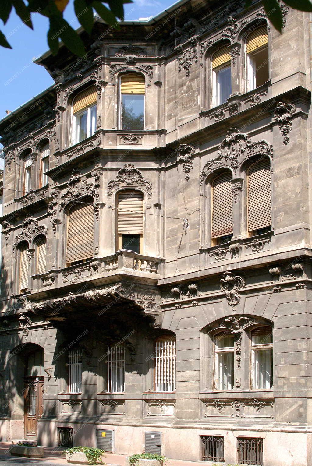 Épület - Budapest - A Tauffer-palota 