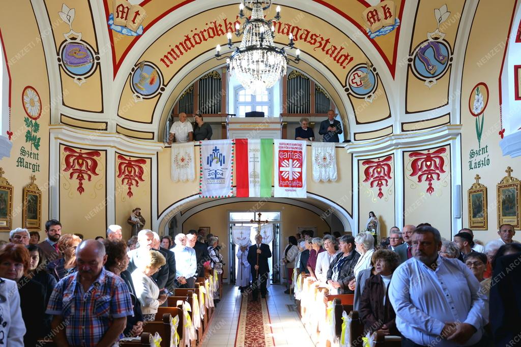 Felújított templomot adtak át a borsodi Tiszapalkonyán