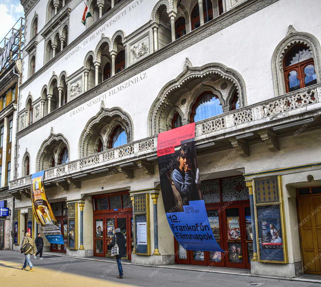 Kultúra - Budapest - Uránia Nemzeti Filmszínház és az SZFE épülete