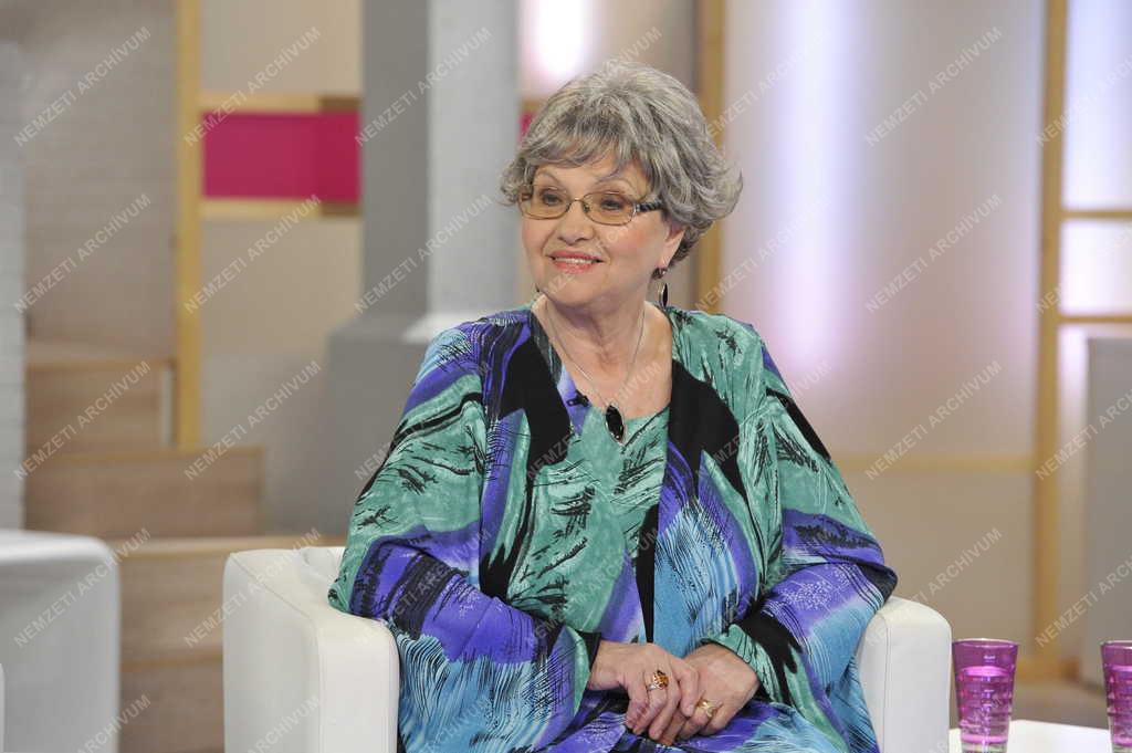 Televízió - Ridikül című női beszélgetős műsor