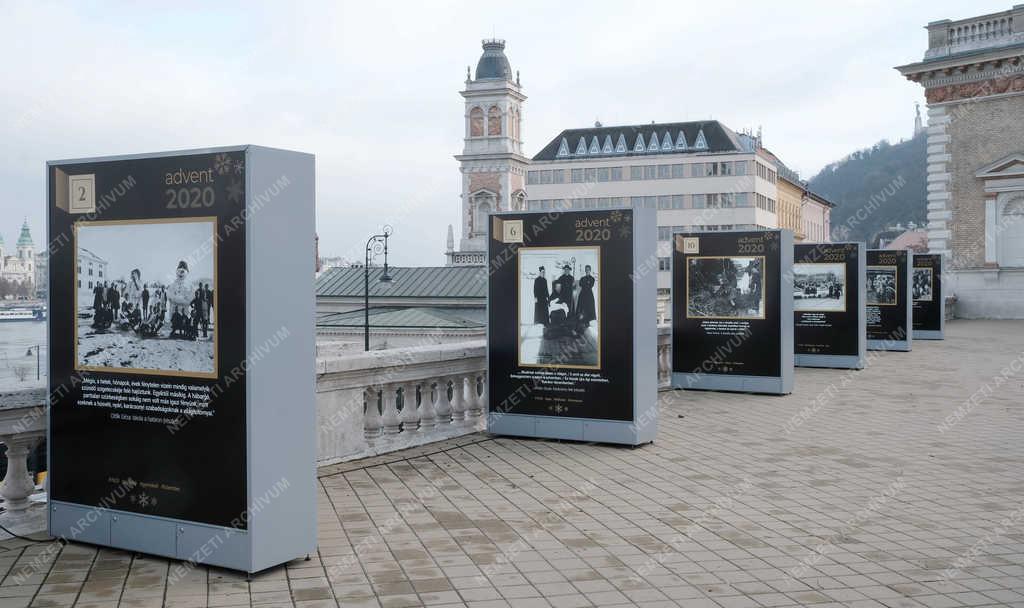 Kultúra - Budapest - Szabadtéri Adventi Naptár fotókiállítás