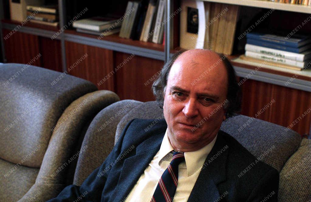 Juhász Gyula történész, akadémikus