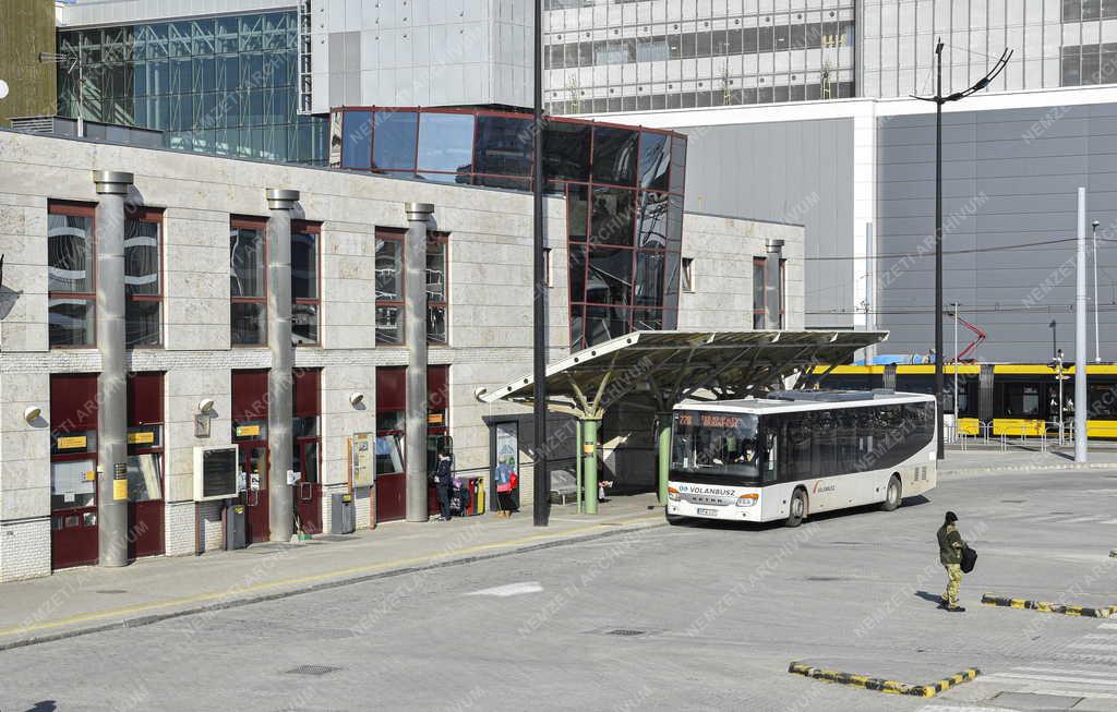 Közlekedés - Budapest - Kelenföld Volánbusz-állomás