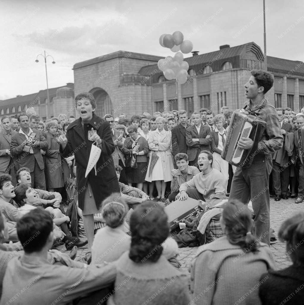 Külkapcsolat -  Világifjúsági Találkozó Helsinkiben