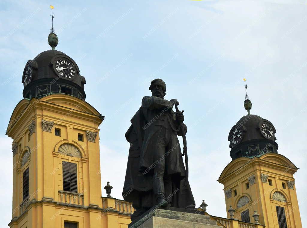 Műalkotás - Debrecen - Kossuth Lajos szobra