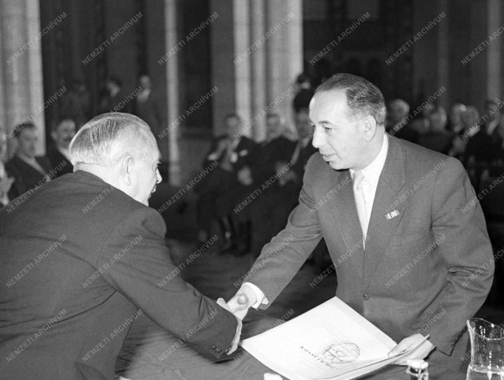 Kossuth-díjasok - Dr. Pán József
