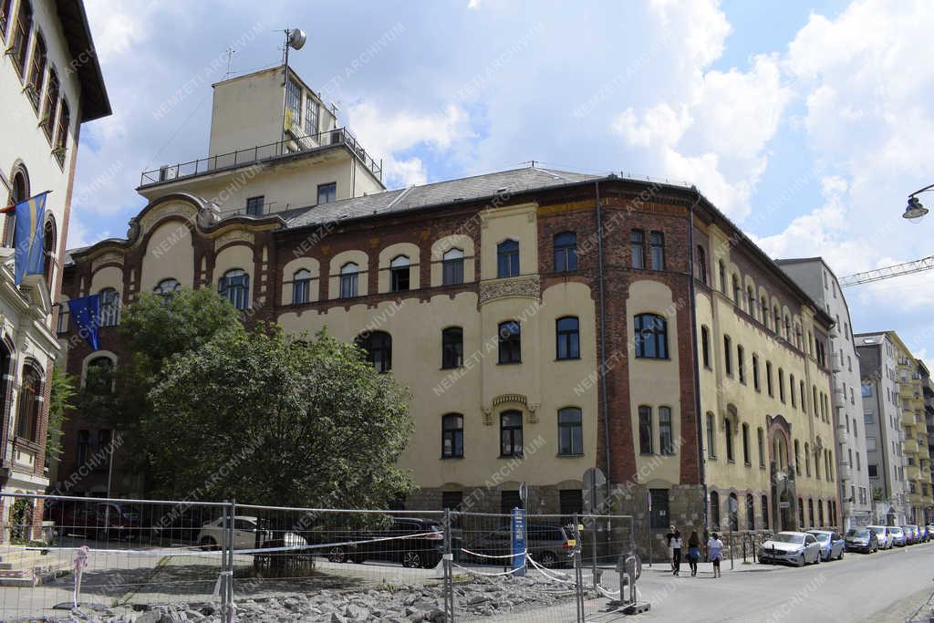 Épületfotó - Budapest - Országos Meteorológiai Szolgálat