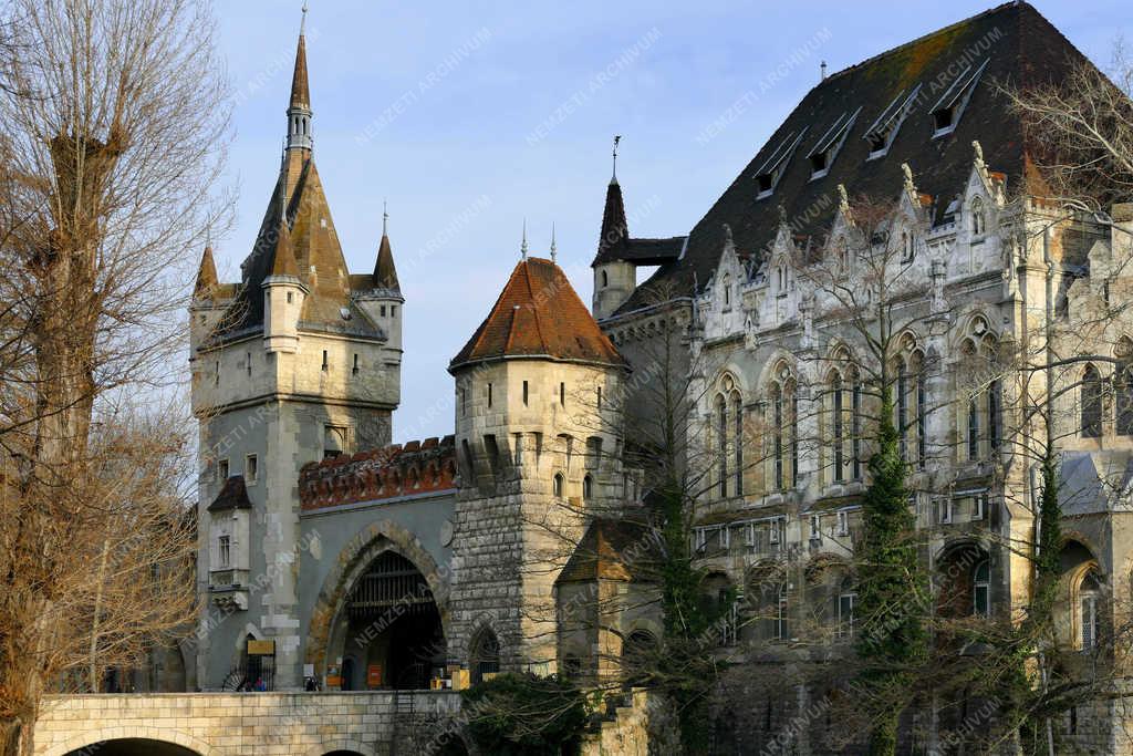 Városkép - Budapest - A Vajdahunyad-vár télen