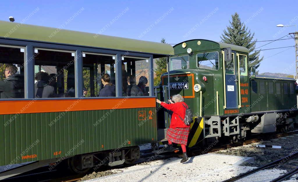 Közlekedés - Turizmus - Királyréti Erdei Vasút